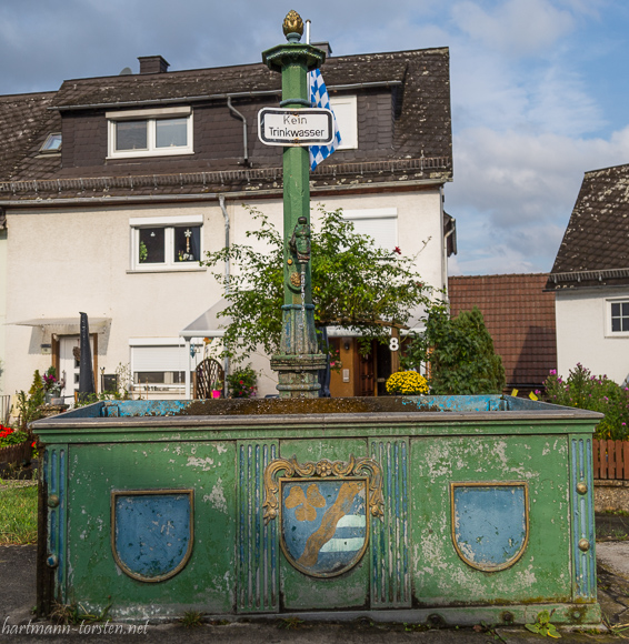 Ballersbach  |  Brunnen, Jahnstraße